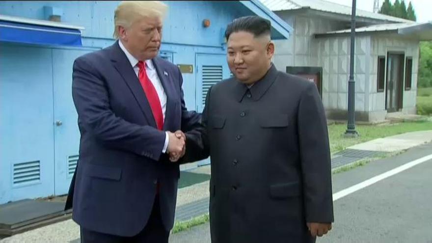 Donald Trump hace historia al pisar territorio de Corea del Norte