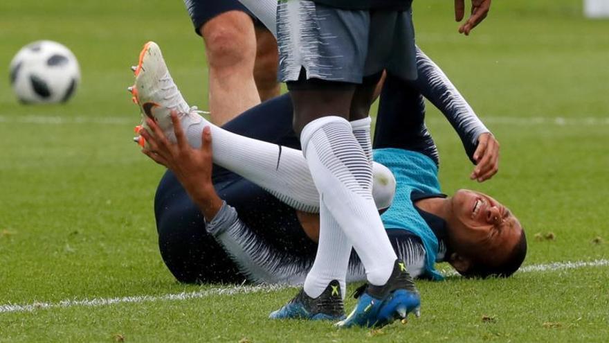 Mbappé abandona el entrenamiento de Francia tras un choque con Rami