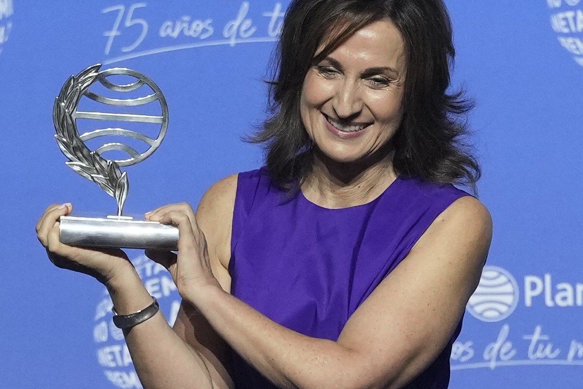 GANADORA PREMIO De qué va 'Victoria', la novela de Paloma
