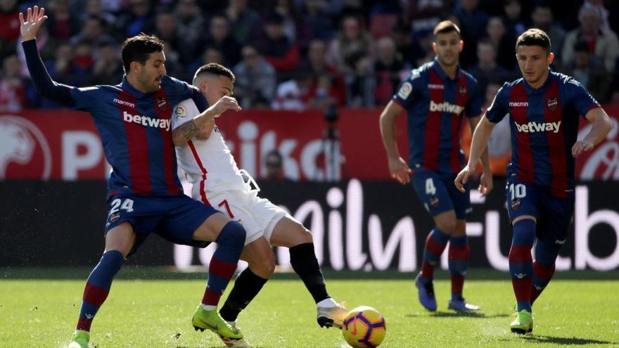 Desastre del Levante UD en Sevilla