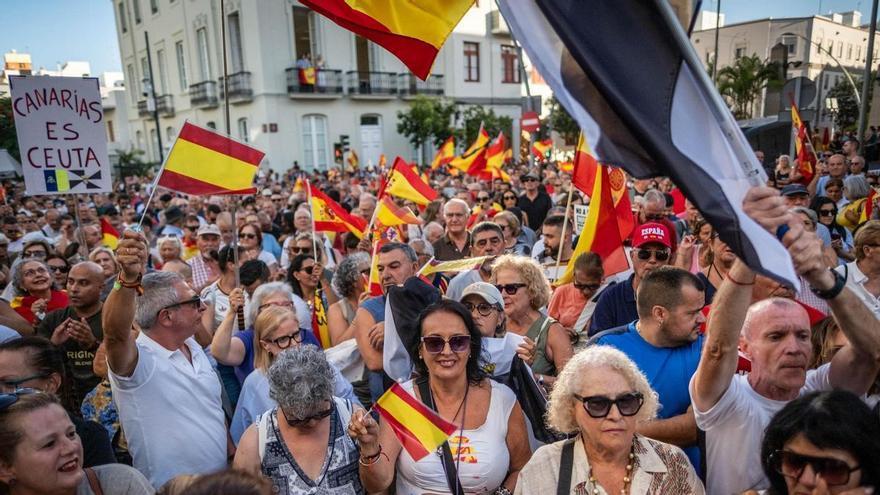 Oleada canaria en defensa de la integridad territorial