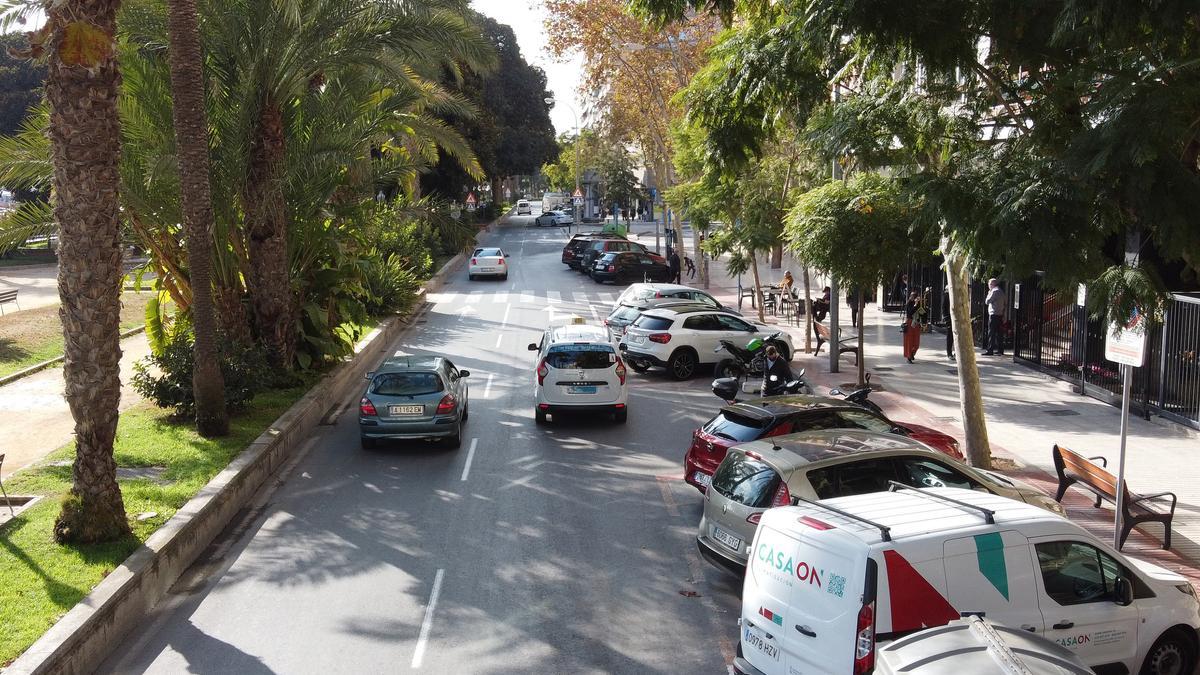 Imagen de un tramo de Ramón y Cajal, junto al parque de Canalejas