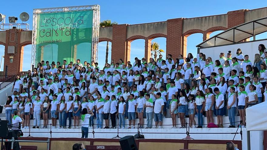 La plaza de toros de Vinaròs acoge el concierto de clausura de la Escola Canta