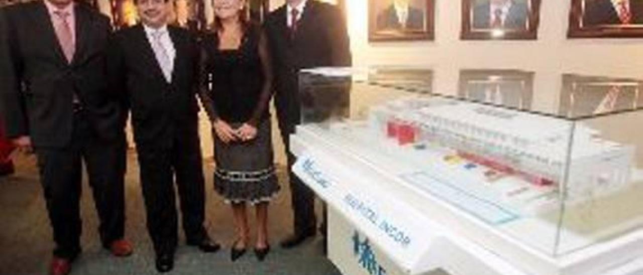 Una diputada provincial fue a Perú a visitar el hospital que construyó la firma asesorada por Sergio Blasco