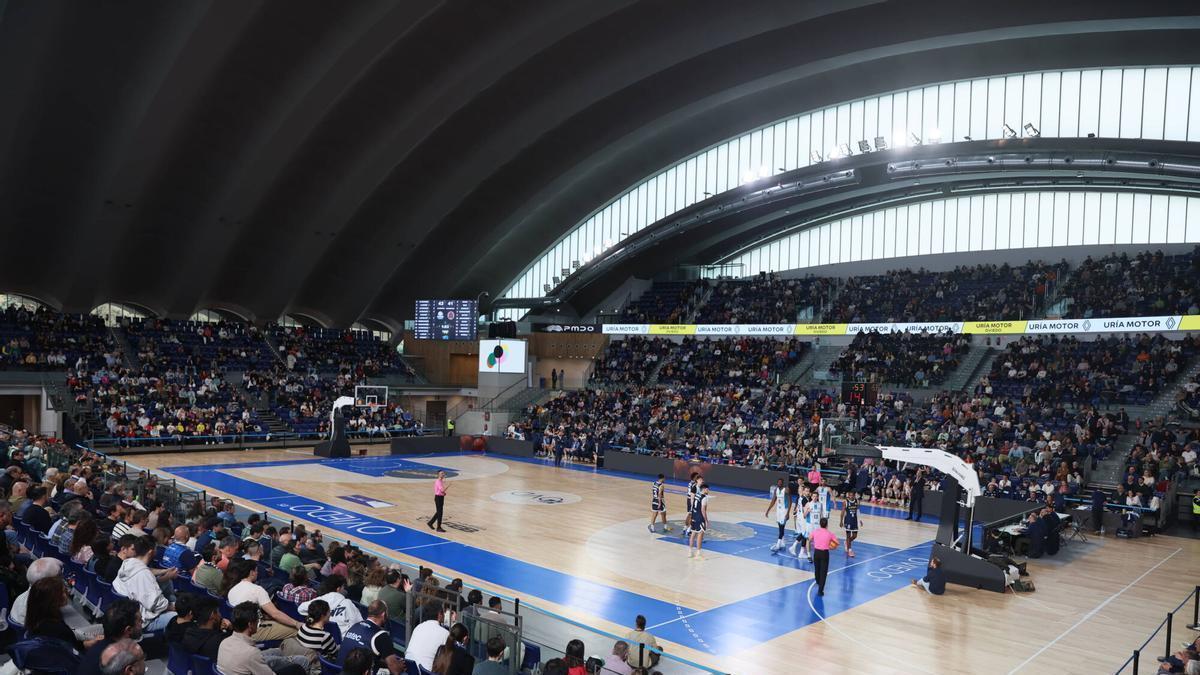 Un partido en el Palacio de los Deportes.