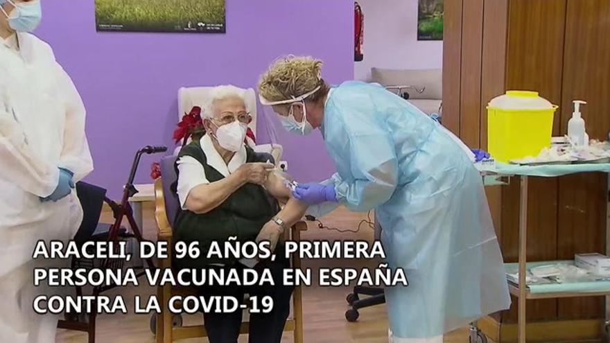 Una anciana recibe en Guadalajara la primera vacuna contra la covid en España