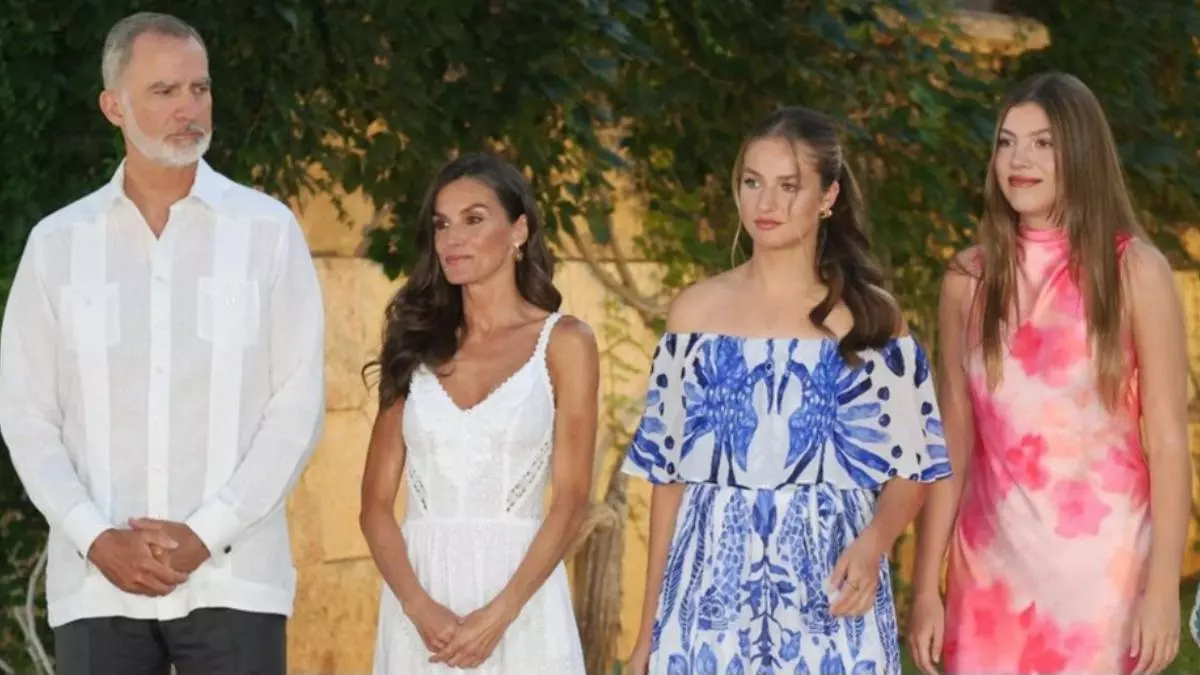 Un concursante de 'Supervivientes 2025', la gran sorpresa en la recepción de los reyes en Marivent