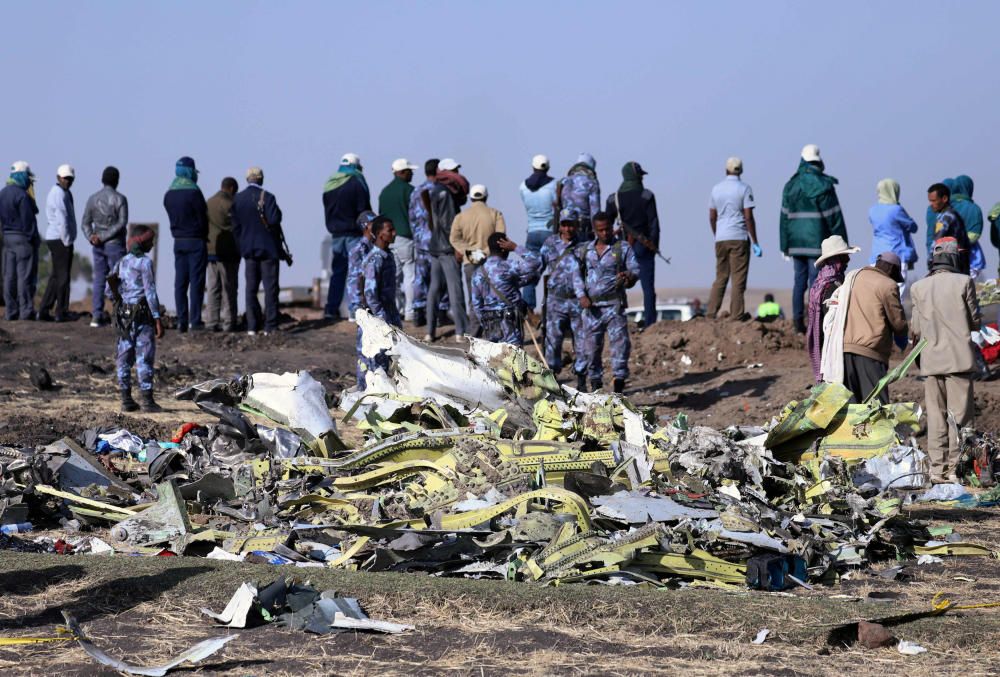 Un avió s'estavella a Etiòpia