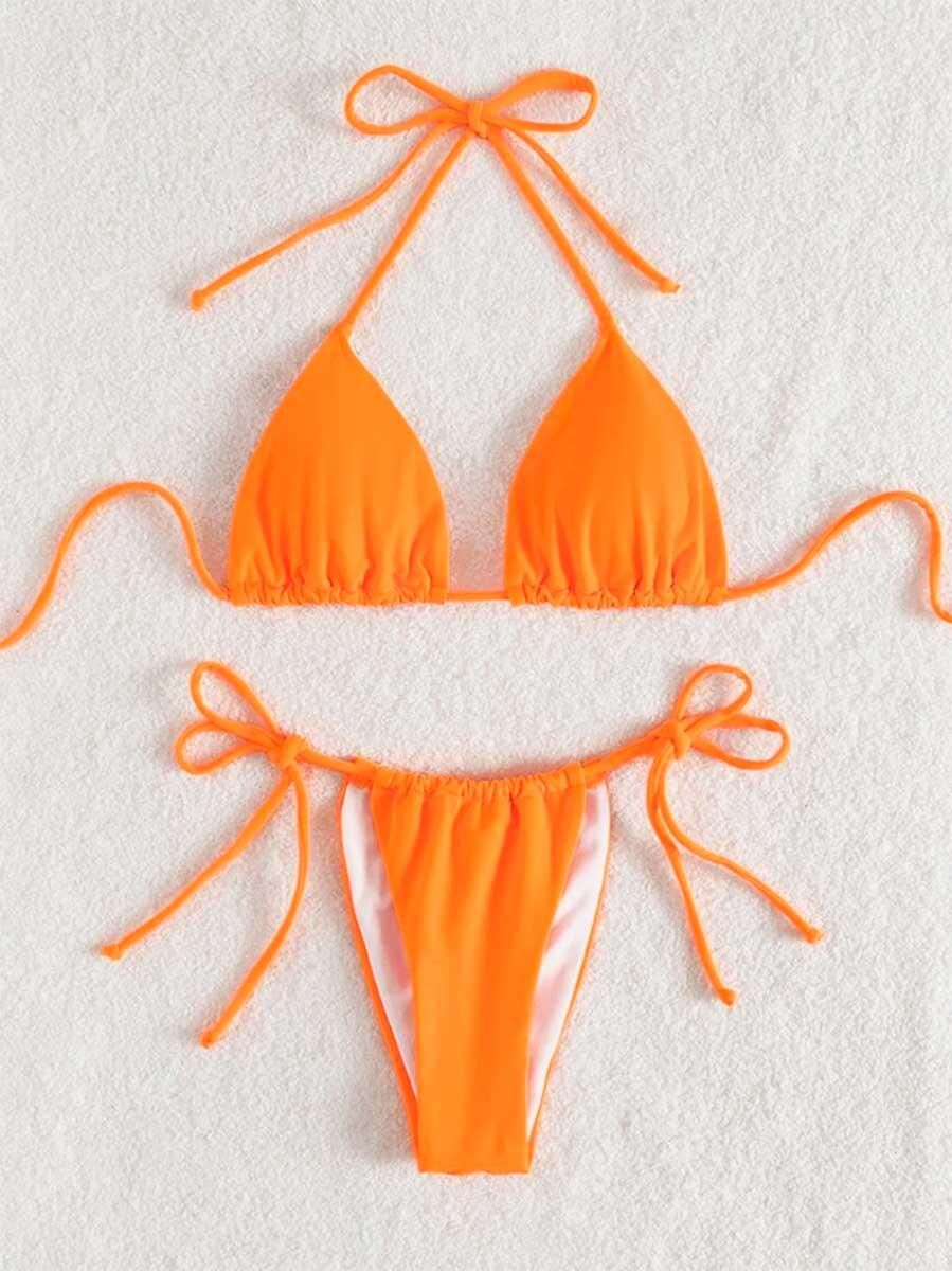 'Naranja vitamina': Bikini en forma de triángulo