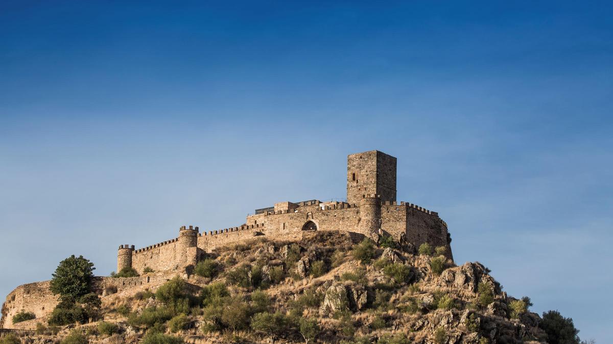 Castillo de Miraflores, en Alconchel, escenario de continuos enfrentamientos entre reinos.