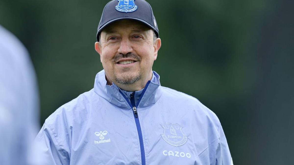 Rafa Benítez entrenando al Everton