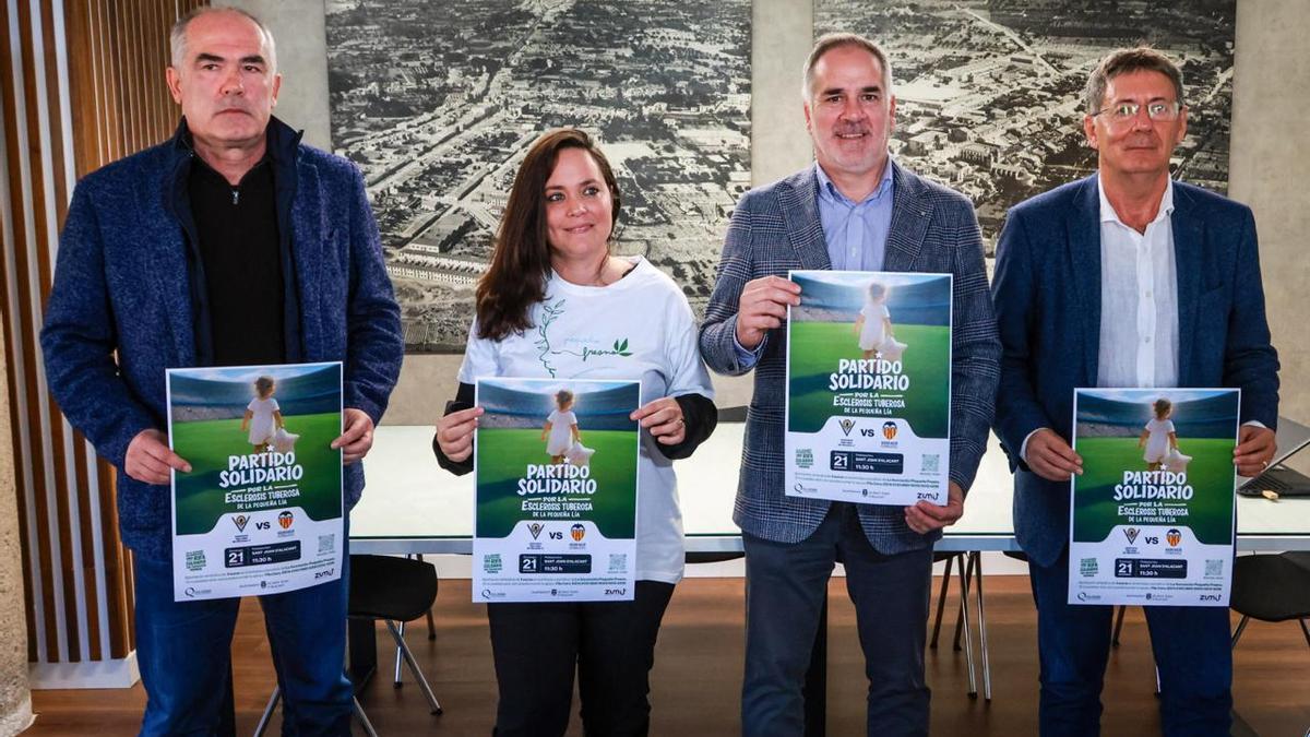 Visnjic, Laura Soto, Santiago Román y Javier Subirats