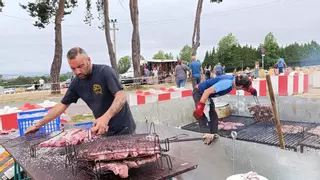 Más de 110 kilos de churrasco: así los hizo el parrillero Sergio Sánchez en la feria FAPEA en Llanera
