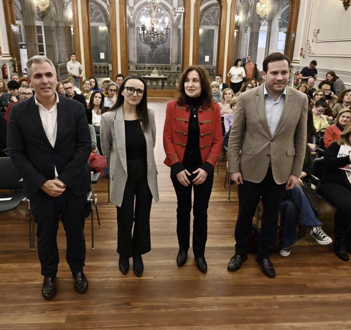 La escritora Paloma Sánchez-Garnica abre el ciclo en la Diputación | RAFA VÁZQUEZ