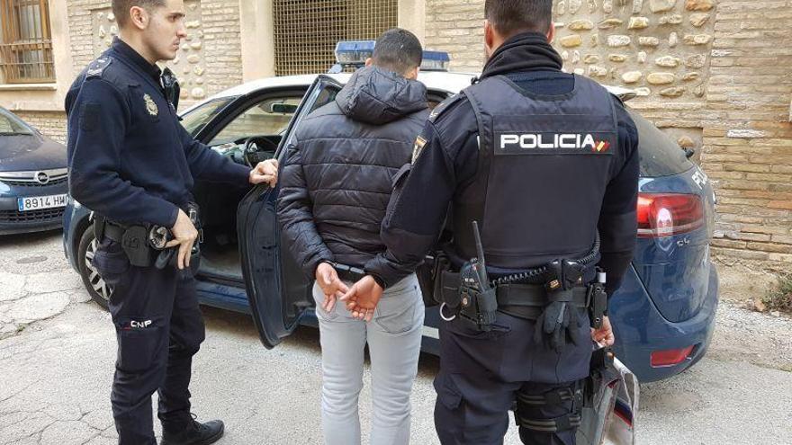 Cuatro detenidos por hurtos en entidades bancarias de Zaragoza