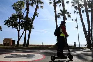 A la caza del patinete infractor: Málaga inicia una campaña para sancionar el exceso de velocidad