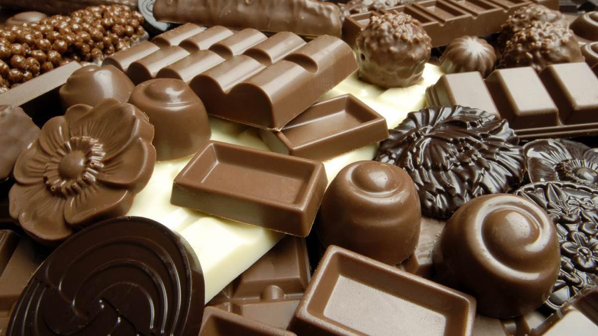 Comer chocolate no es malo, hace que seas más feliz: descubre por qué