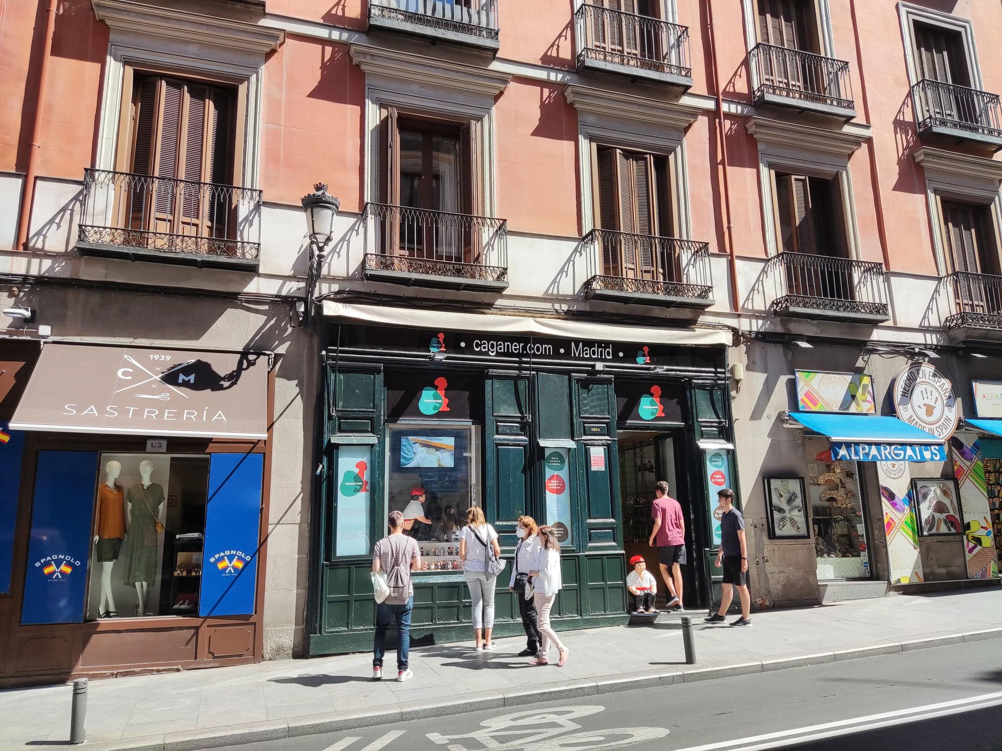 Obra la primera botiga de caganers a Madrid
