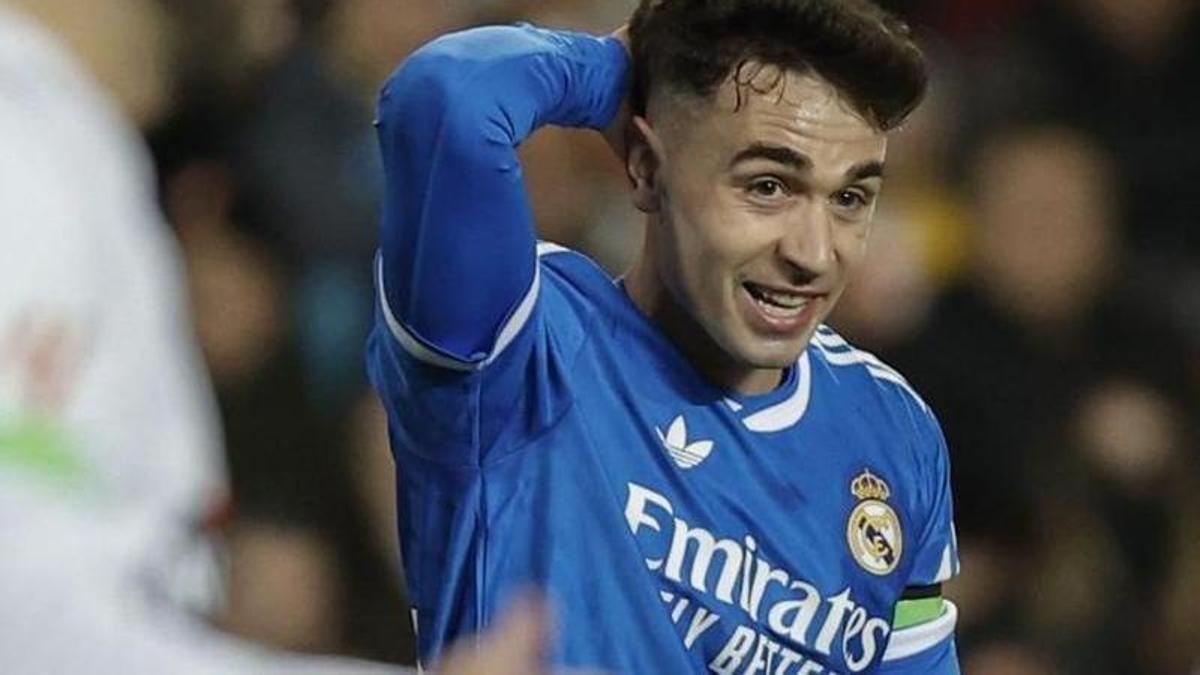 David Jiménez, ¿y alguien más? Los planes del Oviedo en el último día de mercado