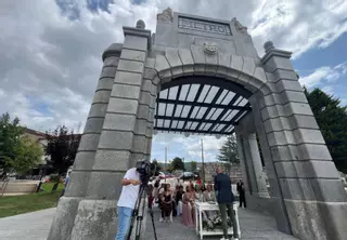 Récord de «sí quieros» para el alcalde de Porriño