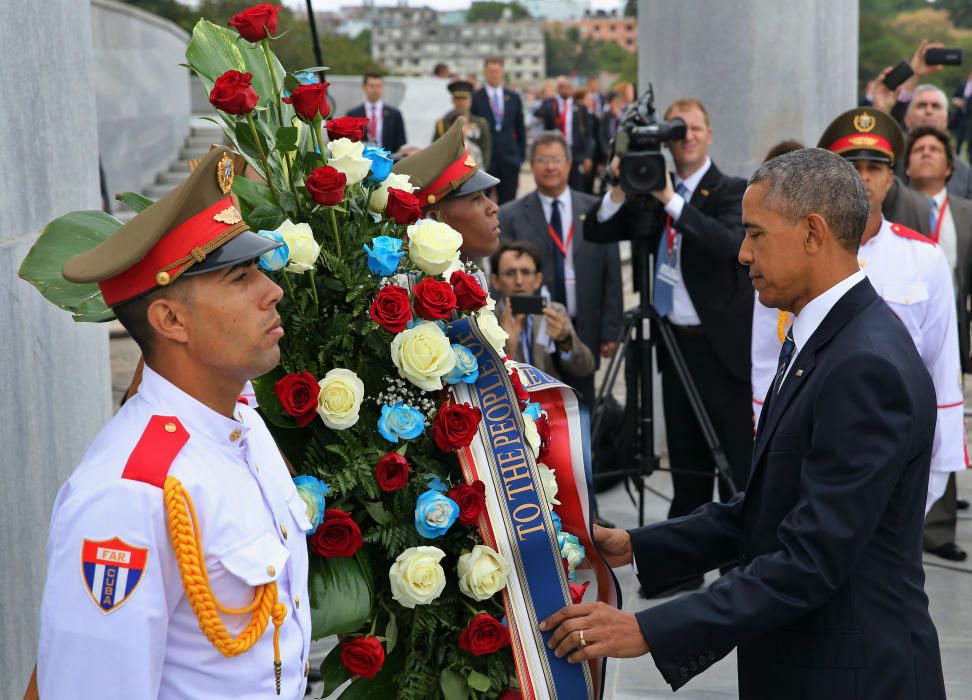 Raúl Castro recibe a Obama en el Palacio de la Rev