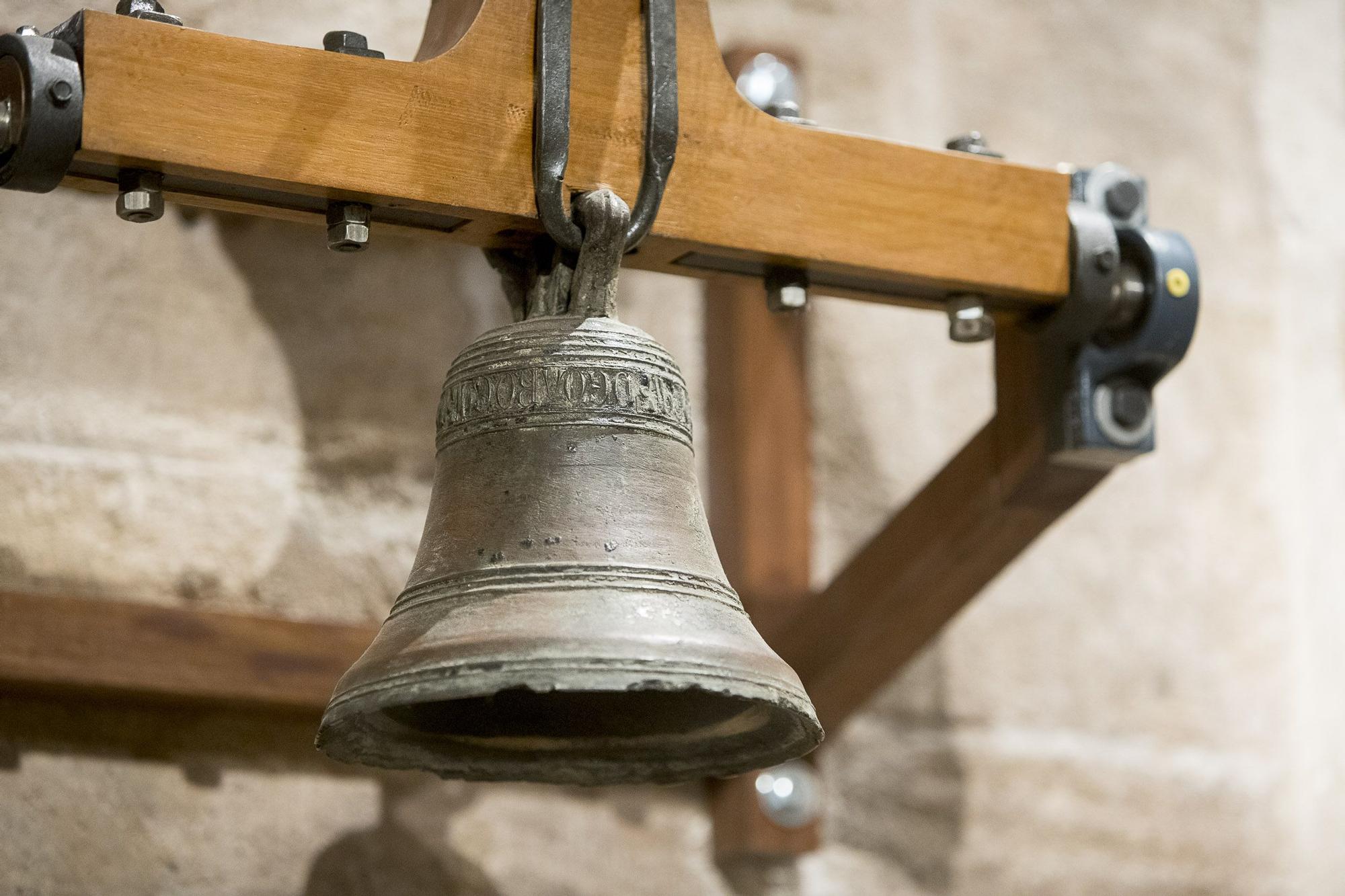 El Museo de la Catedral expone la campana más antigua de Valencia, datada en el año 1240