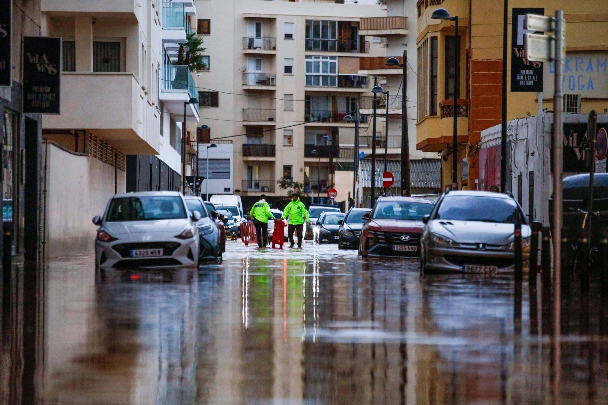 Las imágenes de la dana 'Alice' en la tarde del sábado en Ibiza