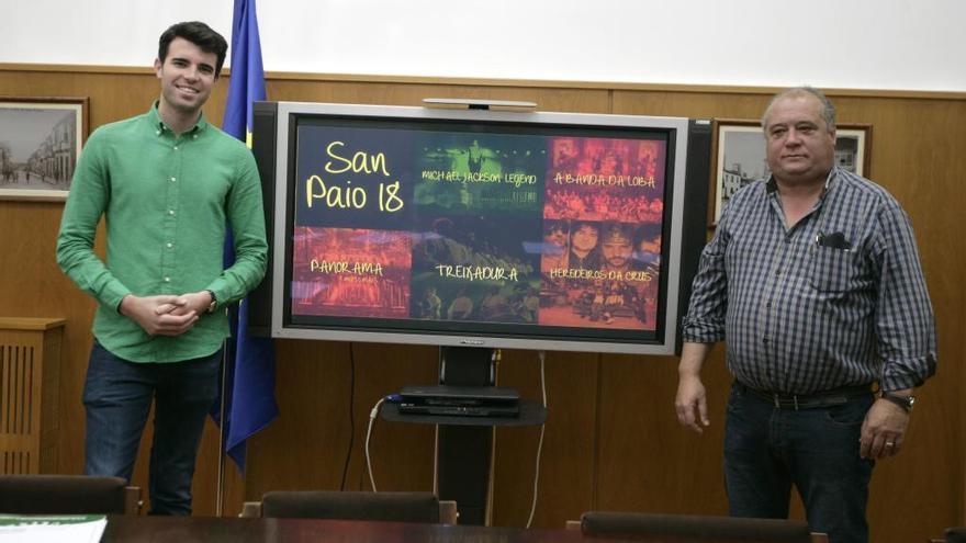 Gonzalo Louzao y Nemesio Rey, hoy presentando las fiestas del San Paio de A Estrada. // Bernabé / Cris M.V.