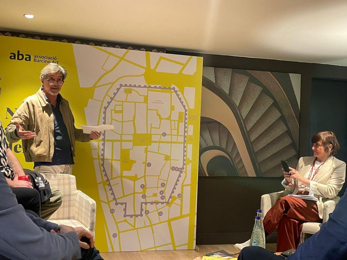 Alejandro Miras, durante la presentación de la nueva entidad BarcinoART con 15 galerías de arte del barrio Gòtic