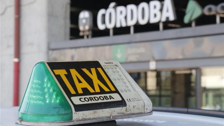 Autorizada la ampliación de plazas de cuatro taxis