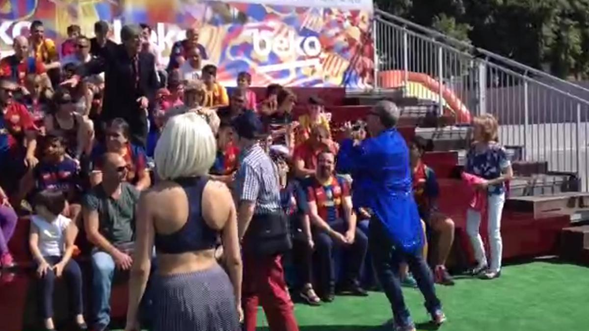 Ambiente muy cálido en la Fan Zone del Barça