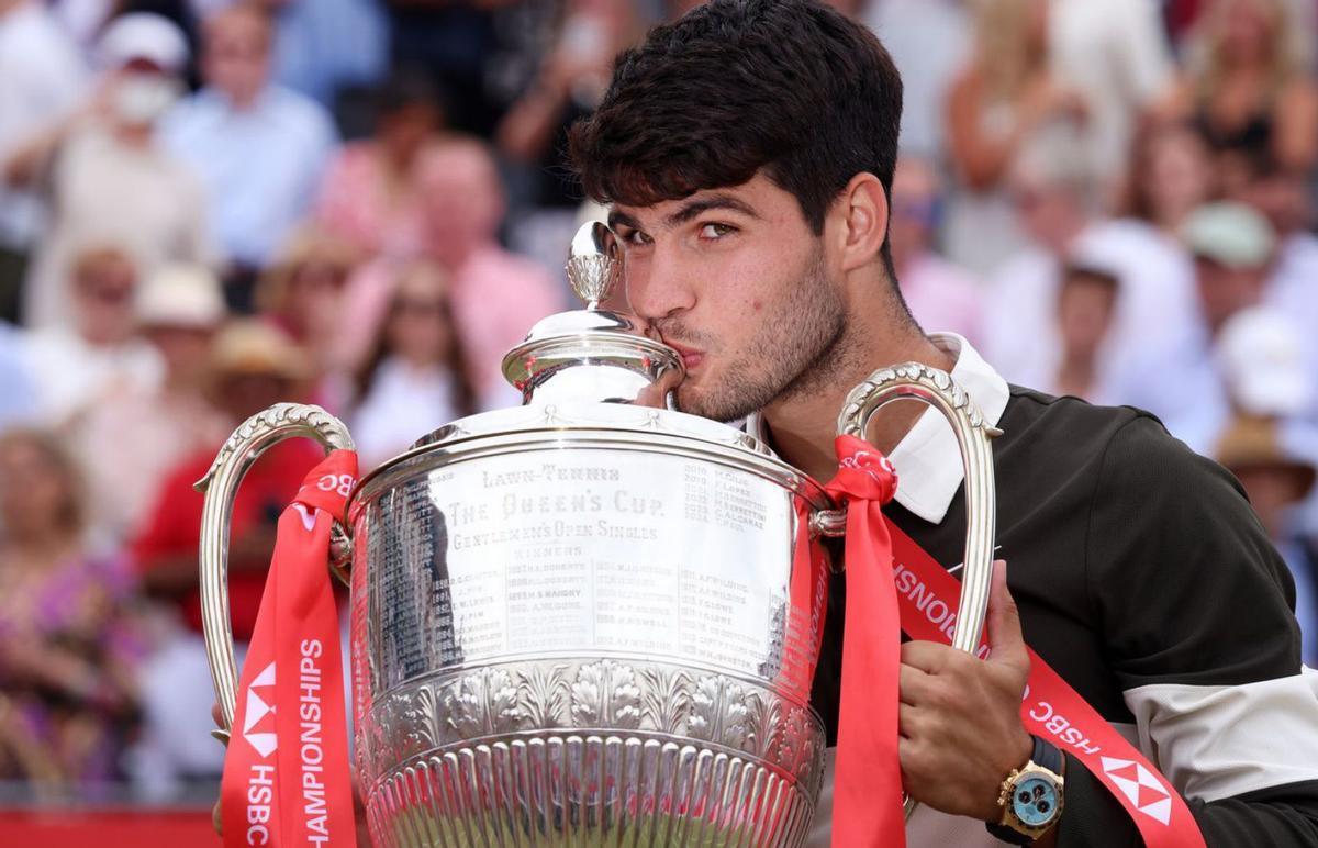 Alcaraz es corona a Queen’s i apunta cap a Wimbledon Alcaraz es corona a Queen’s i apunta cap a Wimbledon