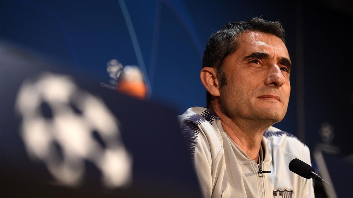 Valverde, en la sala de prensa de Old Trafford antes del United-Barça.