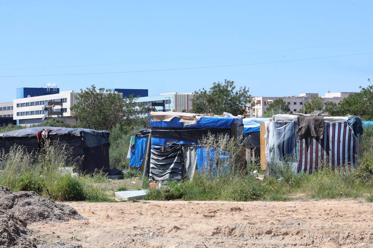 Todas las imágenes del asentamiento chabolista de sa Joveria, el más grande de Ibiza Todas las imágenes del asentamiento chabolista de sa Joveria, el más grande de Ibiza