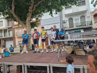 La Escola de Ciclisme d’Ontinyent sube al podio en la carrera de Xeraco