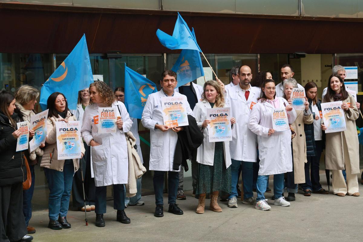 Primer día de la huelga indefinida de médicos en Atención Primaria en Galicia, convocada por el sindicato O'Mega.