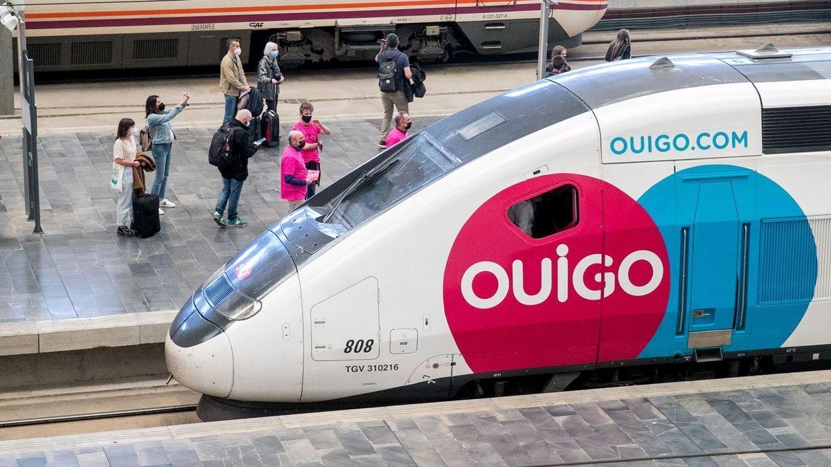 OUIGO ALICANTE | Ouigo, el "AVE low cost" venderá sus primeros billetes de  Madrid a Alicante el 30 de junio desde 9 euros