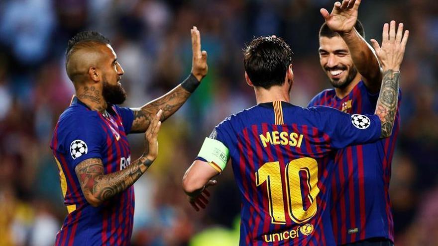 Messi se da un festín en una fácil victoria del Barcelona (4-0)