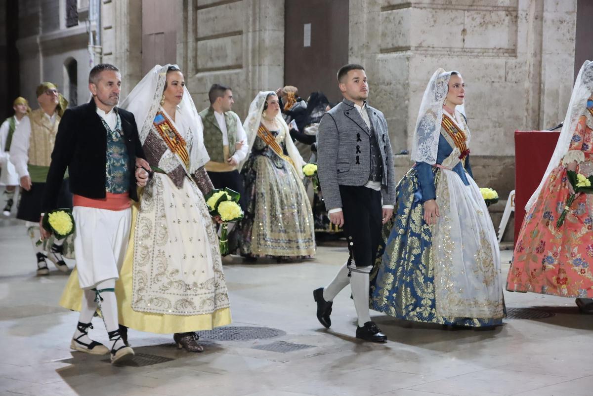 Todas las fotos de la ofrenda del 18 de marzo por la calle San Vicente hasta la 23:30 horas Todas las fotos de la ofrenda del 18 de marzo por la calle San Vicente hasta la 23:30 horas