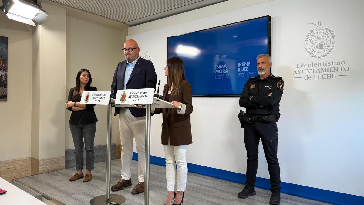 La Junta Mayor, el Ayuntamiento y la Policía Local de Elche hacen balance de la Semana Santa