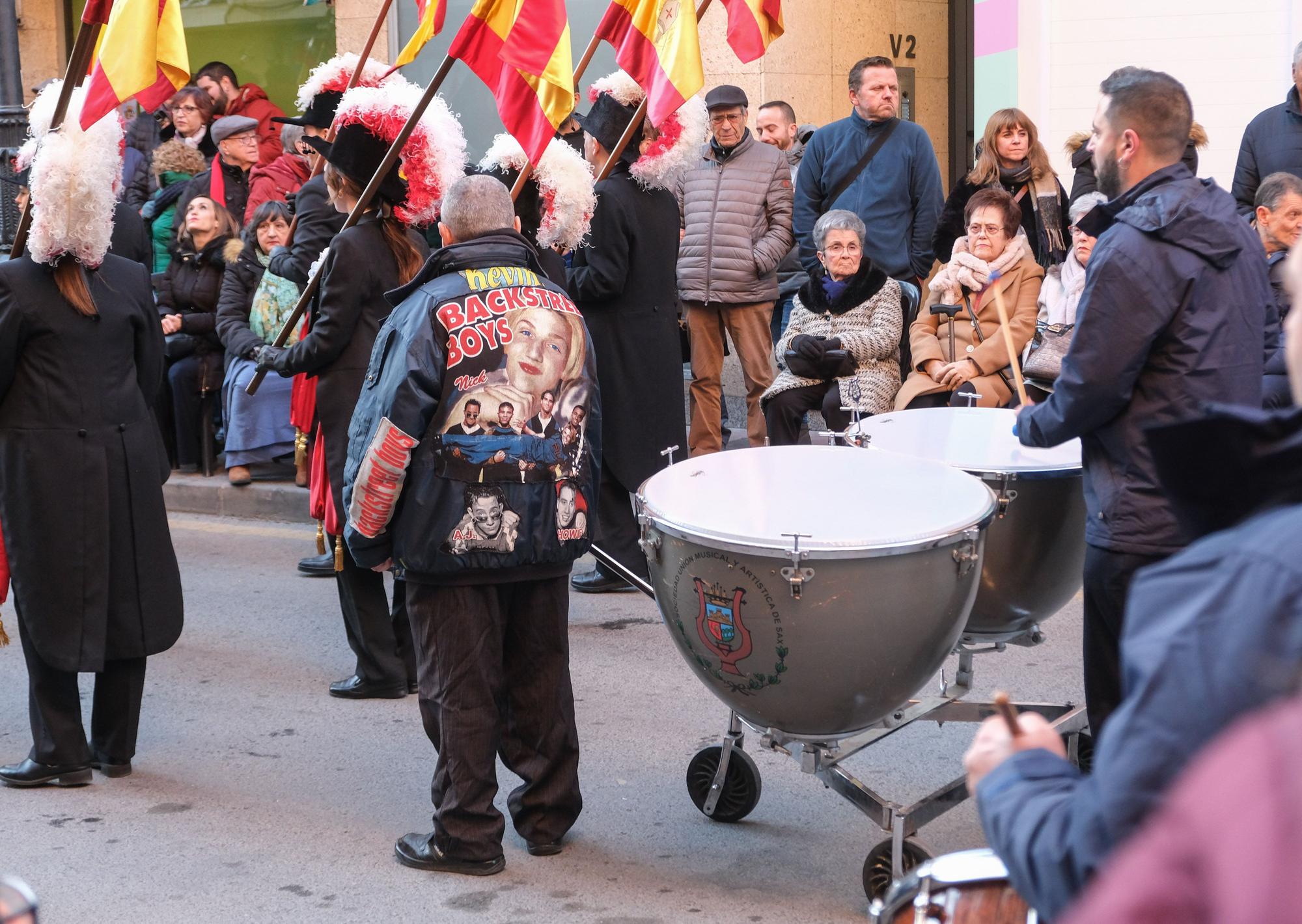 Así ha sido La Entrada en la vuelta de las fiestas de Moros y Cristianos de Sax