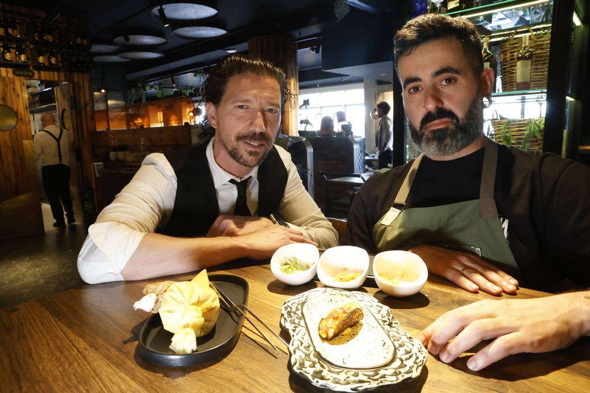 EN IMÁGENES: Así se elabora el “Bocado Atlántico”, la propuesta del Mamáguaja ganadora del “Gijón de Pinchos” EN IMÁGENES: Así se elabora el “Bocado Atlántico”, la propuesta del Mamáguaja ganadora del “Gijón de Pinchos”