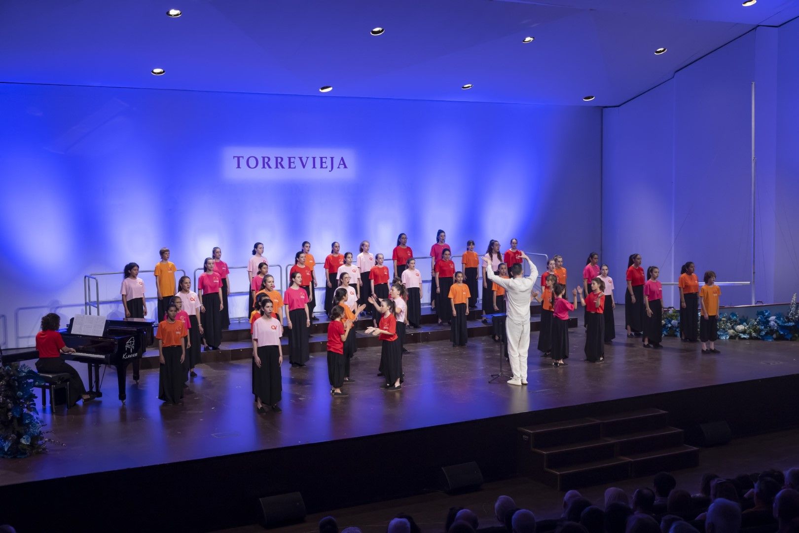 El Coro de Niños de Baao (Filipinas) gana el Certamen Internacional Juvenil de Habaneras de Torrevieja