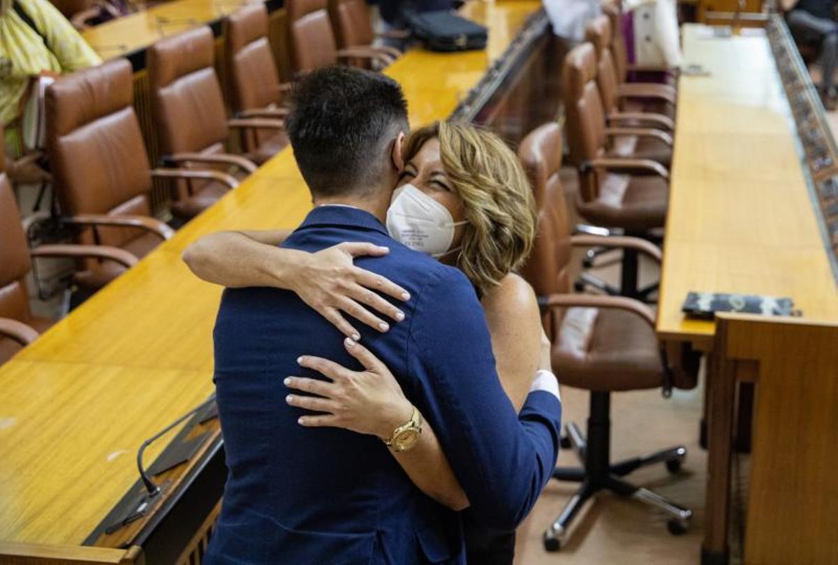 Susana Díaz renuncia a la seva acta de parlamentària andalusa Susana Díaz renuncia a la seva acta de parlamentària andalusa