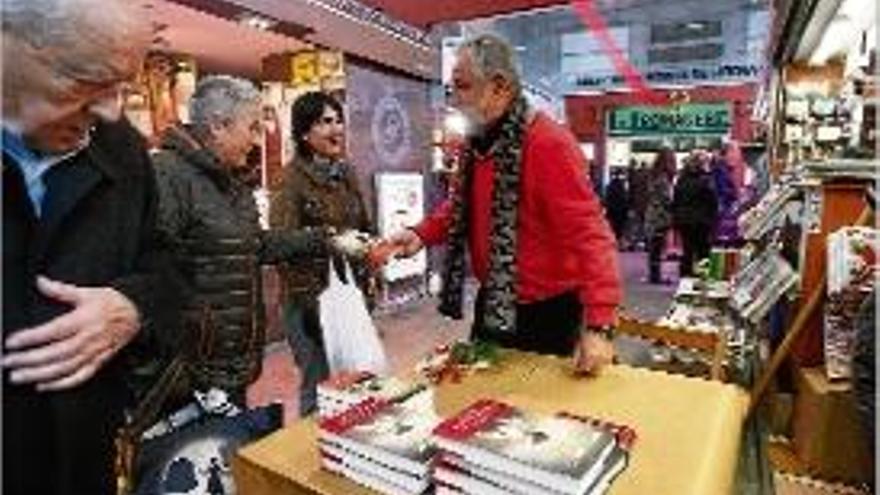 Rafael Nadal signa llibres al Mercat