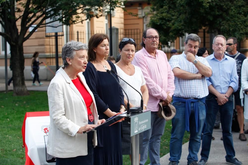 Homenaje a las republicanas fusiladas en Gijón