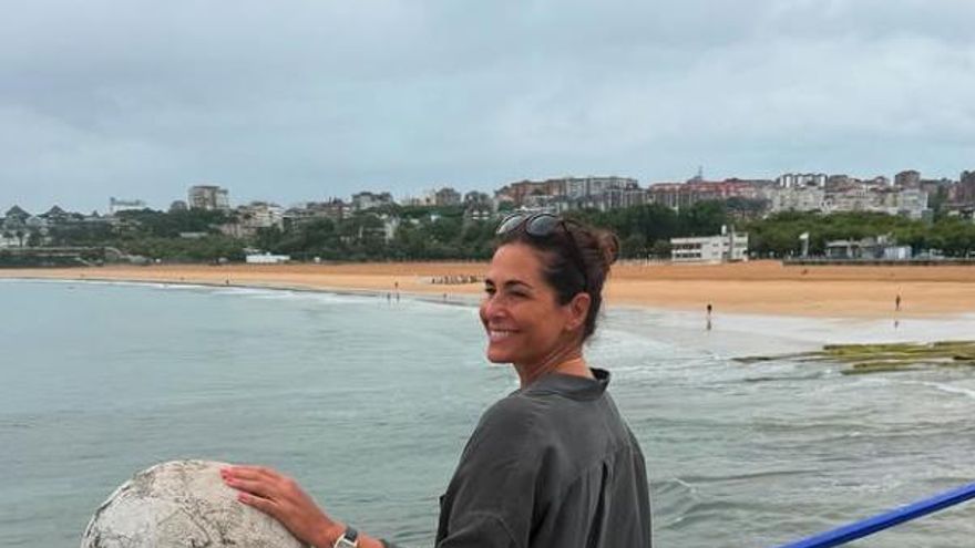 La parada &quot;para coger aire&quot; de Nuria Roca y Juan del Val en el norte: playa, paseos y flan de queso