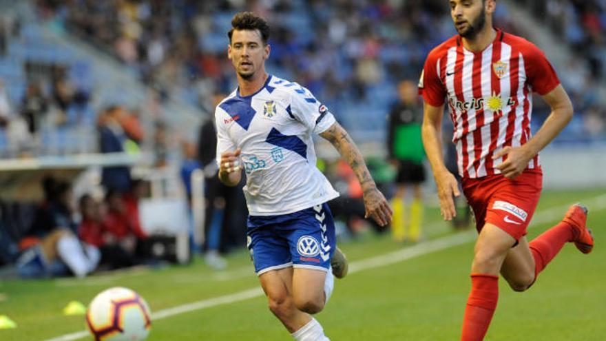 Luis Pérez, con la camiseta del Tenerife.