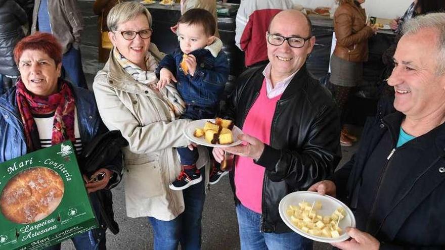 Lañas rinde homenaje a su postre típico