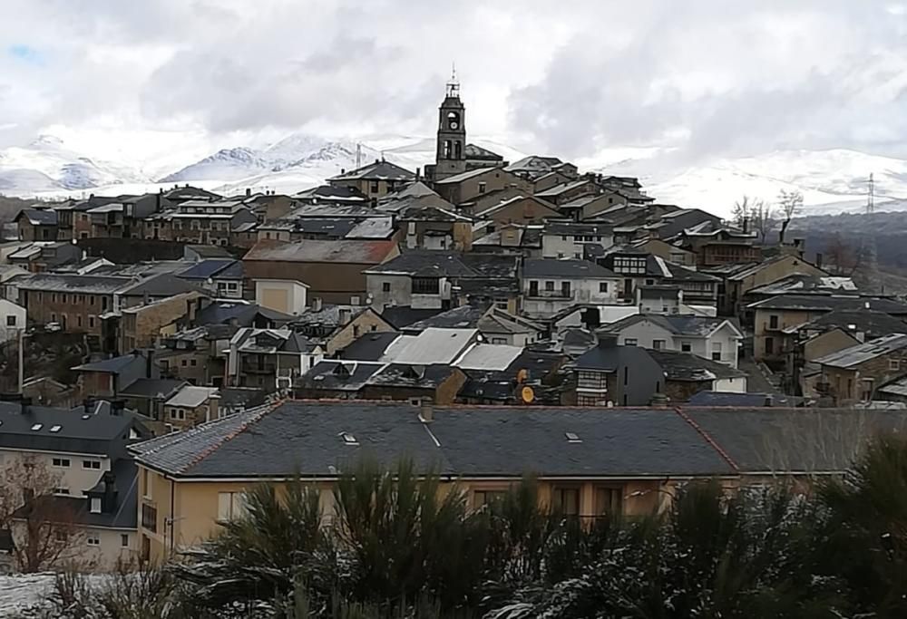 La nieve cubre la comarca sanabresa